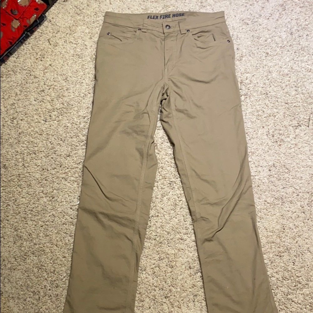 Duluth Trading Company Flex Fire Hose 5-Pocket